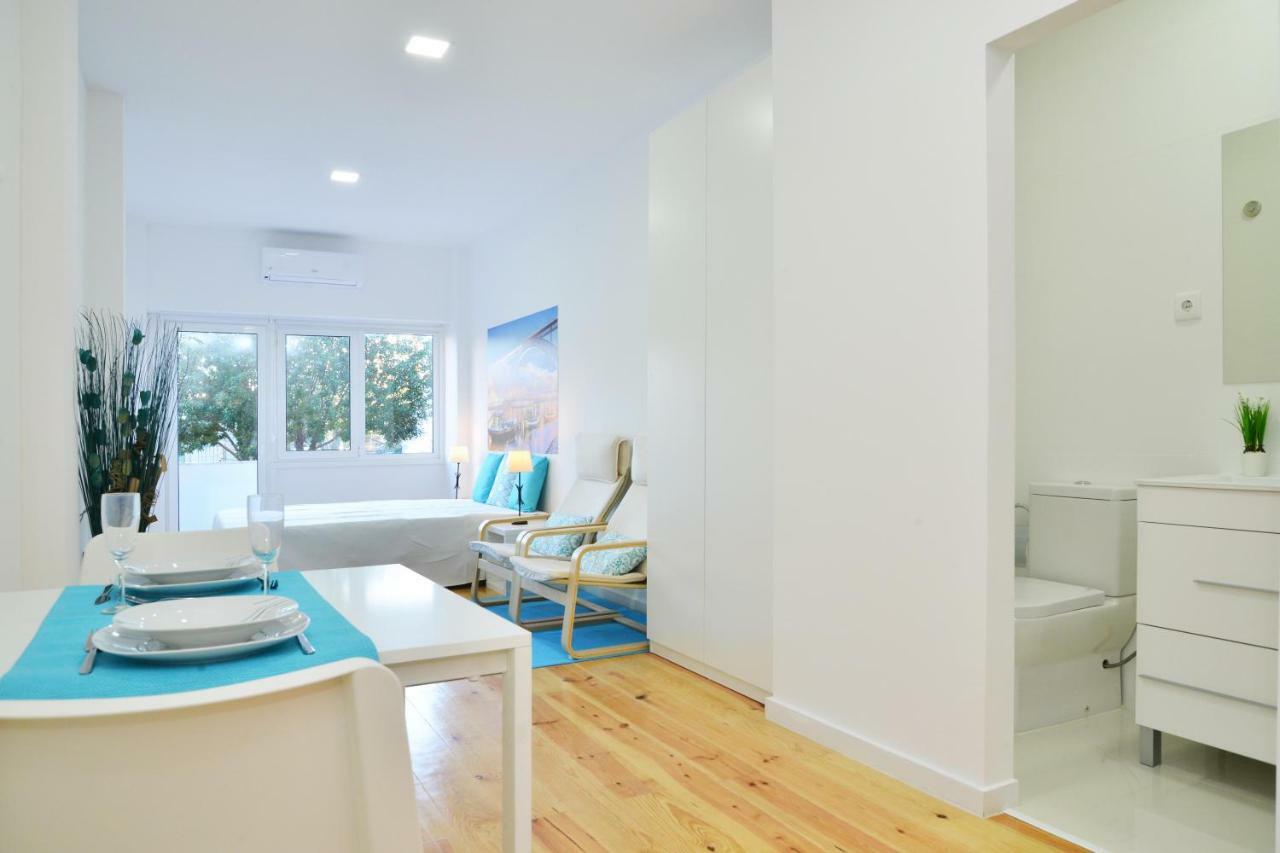 Real Home Sacavem Bagian luar foto